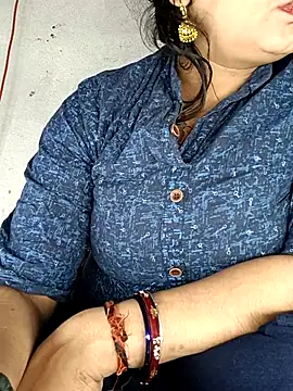 Živý XXX chat Delhi_Patola