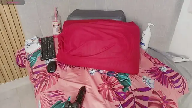 celeste_jhons: онлайн-секс-чат