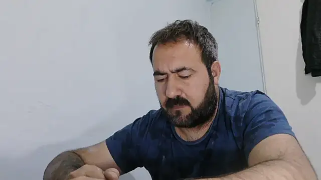 Czat XXX na żywo – mio_jaks