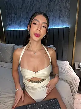 Ninaa_Rosee Live XXX-Chat