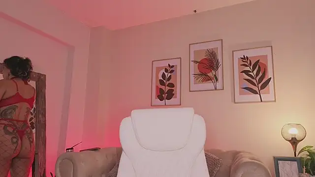 DahianaWalcottのライブXXXチャット