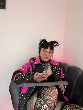 Ravenna666_のライブXXXチャット