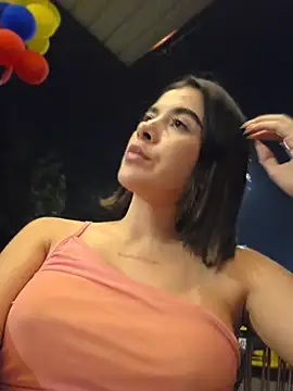 Chat XXX en directo de Sweetnahoxxx