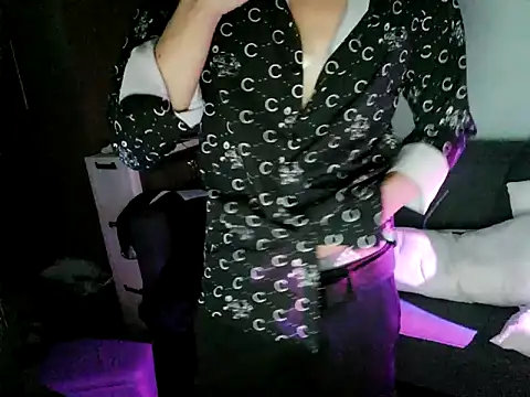 boyhigh1997's Live XXX Chat