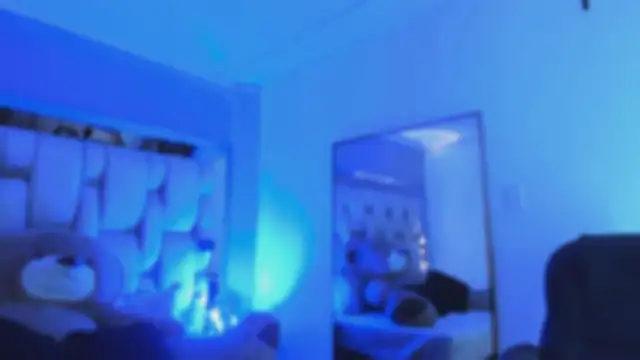 Živý XXX chat revenmiller_