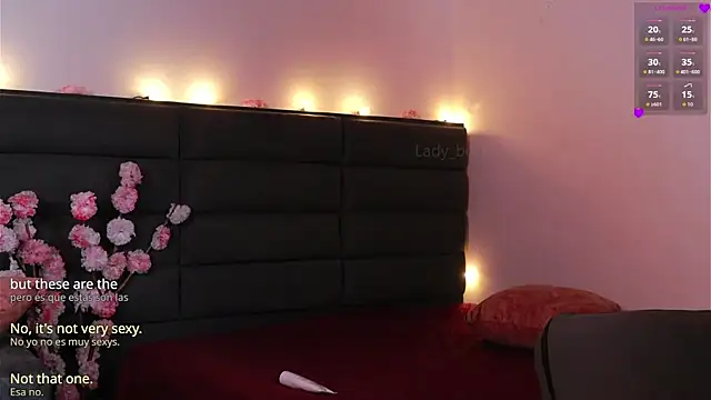 Chat XXX en directo de kathieandpovcock1