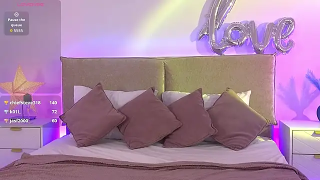 Jules_night Show Webcam