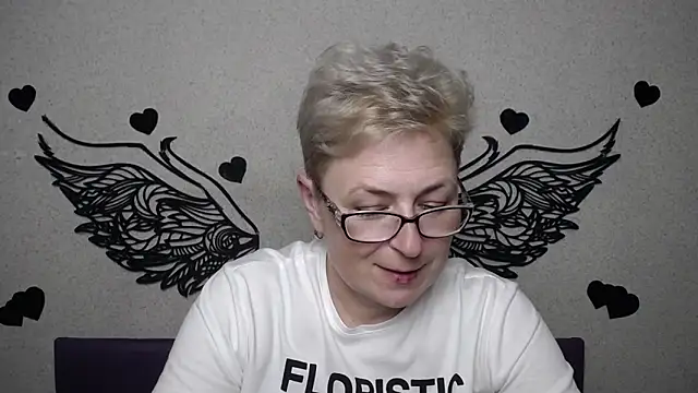 EmiliaGree Live XXX-chat