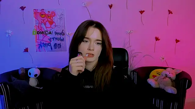 liana_kisses Adlı Modelin Canlı XXX Sohbeti