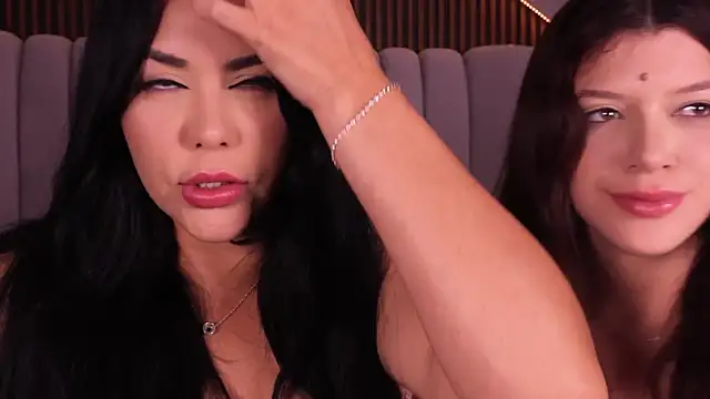 emperatriz_reyes Live XXX-chat