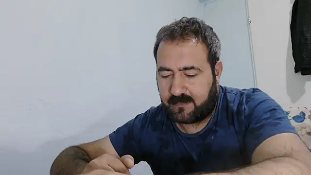 mio_jaks Pertunjukan Webcam