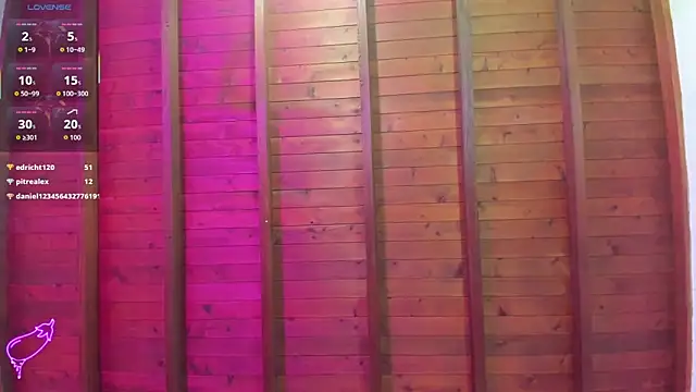 Nikki__uwu 现场XXX聊天