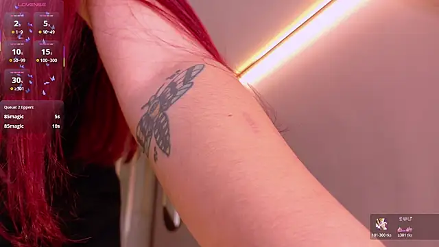 ViolettCastel Chat XXX in diretta