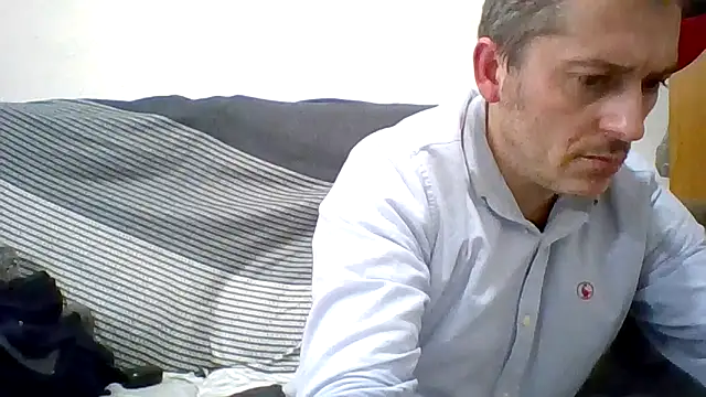 jorge6869 Show in webcam