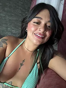 Saray_charmante: онлайн-секс-чат