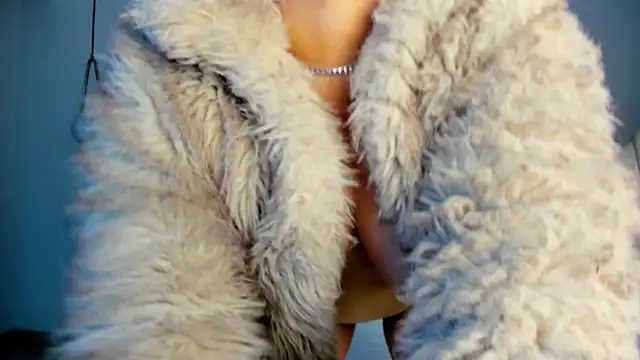 Alaska_deluxe Adlı Modelin Canlı XXX Sohbeti