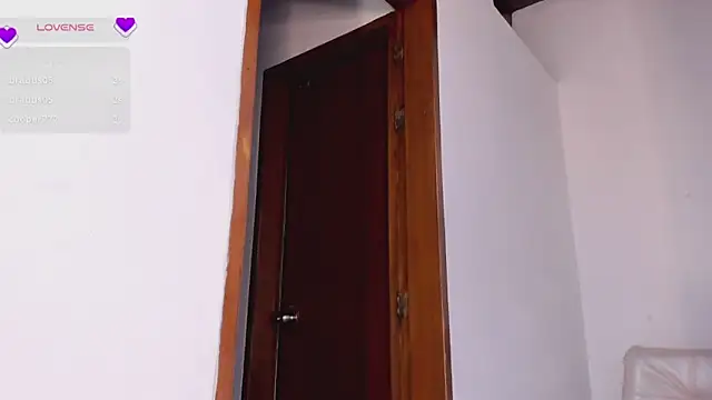 DulceJones 现场XXX聊天