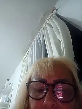 Ana202610 Adlı Modelin Canlı XXX Sohbeti