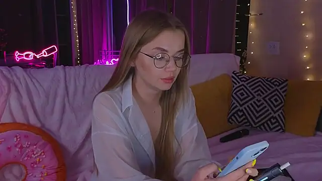 NashaDashaaa Adlı Modelin Canlı XXX Sohbeti