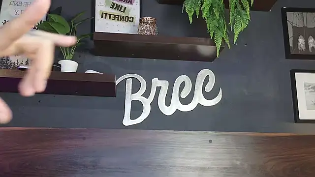 Mackenzie_Bree Adlı Modelin Canlı XXX Sohbeti