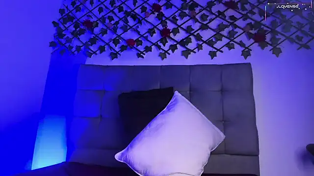 Lilith_RoseCss: απευθείας συνομιλία ΧΧΧ