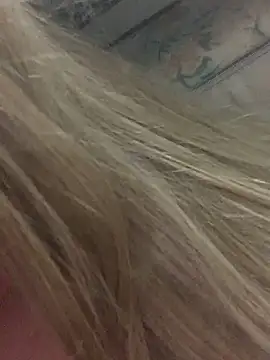 Show de gatinhaloirinha na webcam