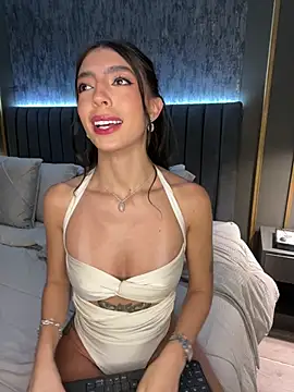 Ninaa_Roseen Live XXX chat