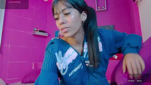 Webkamerová show Chloe_MagnusKnight_