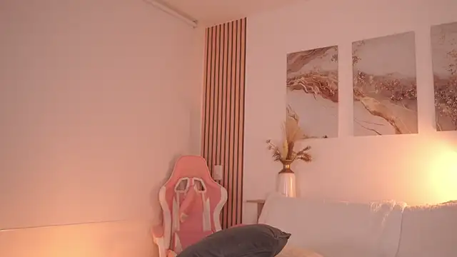 LillyThompson Live XXX-Chat