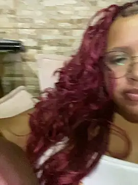 عرض كام 99_Lilith