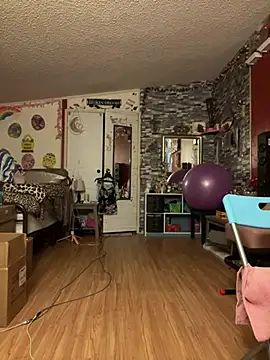 TranSexualJade95: онлайн-секс-чат