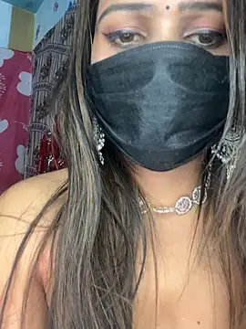 CUTI-NAINA élő XXX-chatje