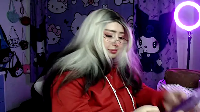 Chat XXX ao vivo de lussyevans24