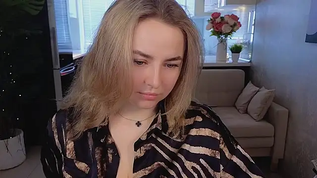 Mira_Mermayd Chat XXX in diretta