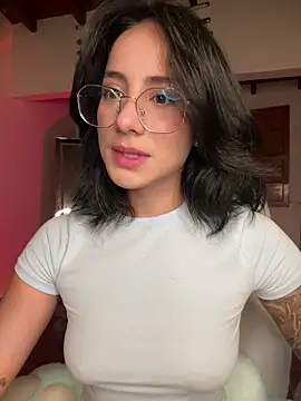 Ale_Lewis Chat XXX in diretta