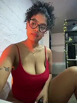 Živý XXX chat Kittybrown18