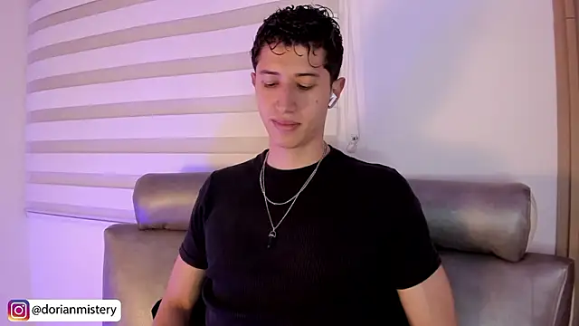 Czat XXX na żywo – Dorianmistery2322_