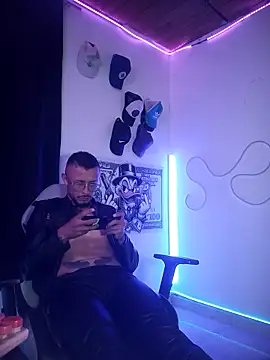 Czat XXX na żywo – sebastian_horny