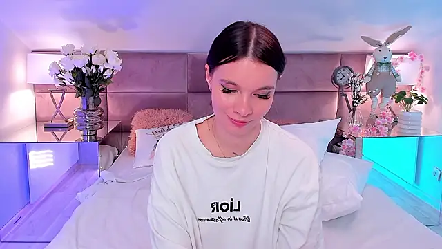 MiaMuse élő XXX-chatje