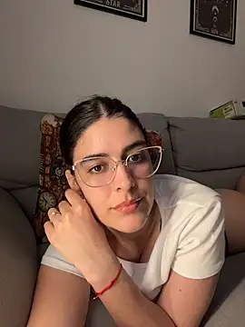 _Niah_ Adlı Modelin Web Kamerası Şovu