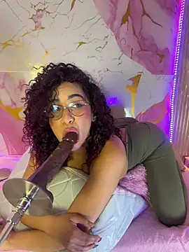 Chat XXX en directo de Woo_isDaphne