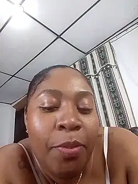 Show de Mia-Victory na webcam