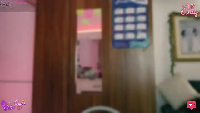 Chat XXX en directo de LauGrayJ