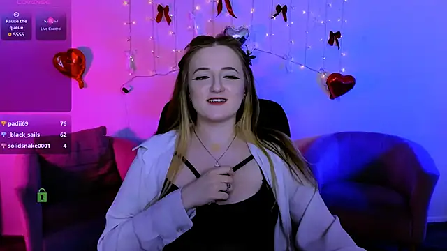 Chat +18 de luna_berryy ao vivo