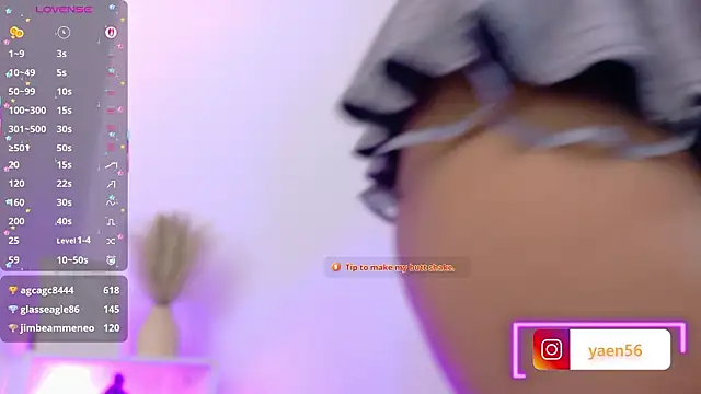 Chat XXX en directo de Liah__19