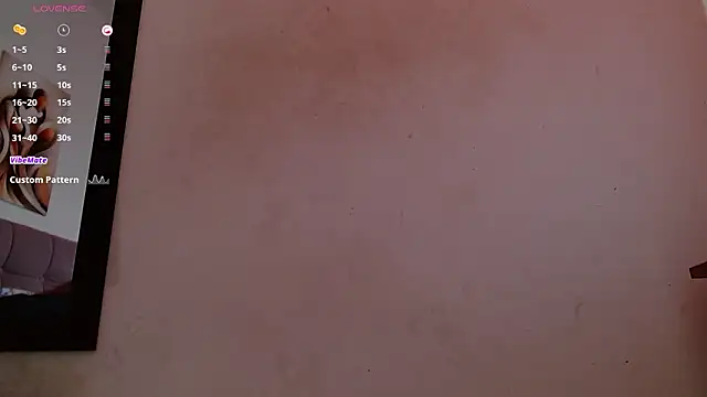 Lola_wish1 live XXX chat