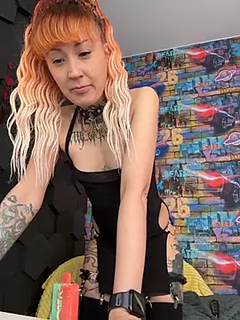 Chat +18 de Tattoo__Moon ao vivo