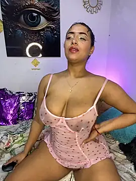 SaharQamar live XXX chat