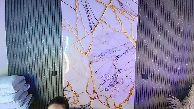 Pokazy przed kamerką – big_tits_in_your_face