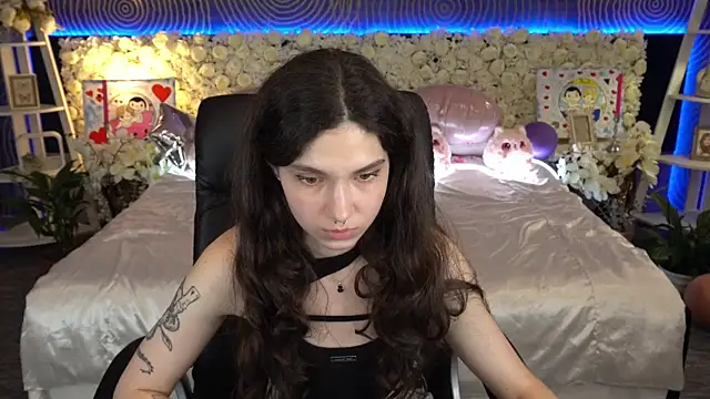 BabyFlowerr's Live XXX Chat